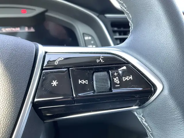 Audi A6 view 15