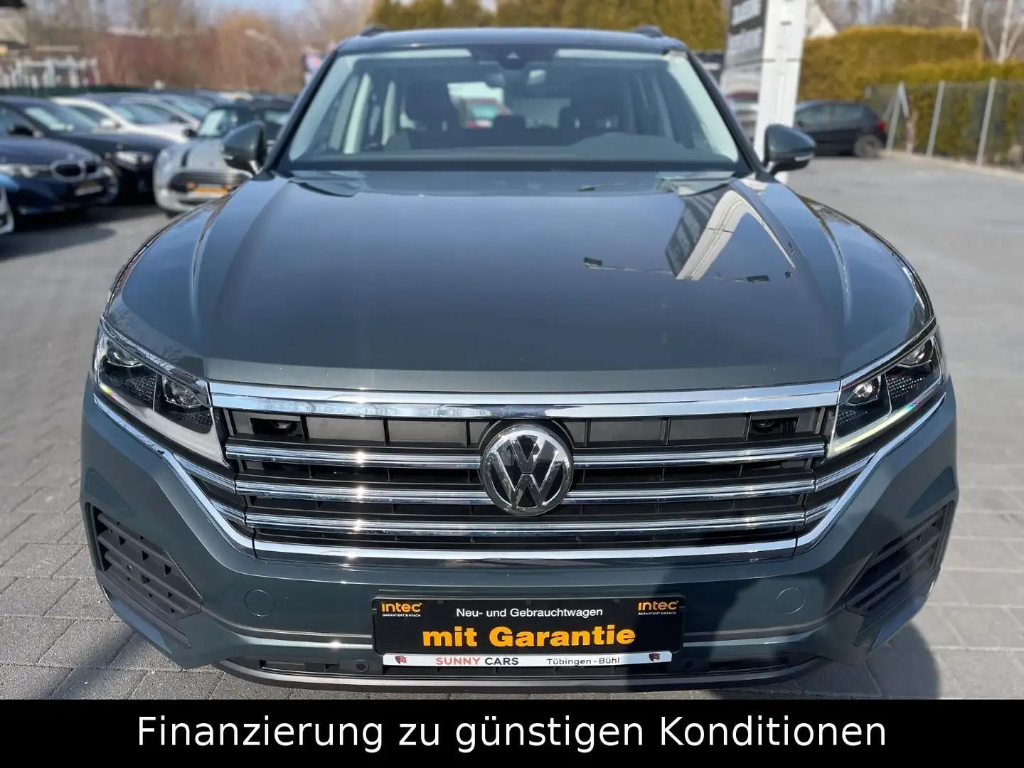 Volkswagen Touareg 4Motion *PANO*AHK*NAVI*ACC*DRIVE-ASSYST* Vert - 2