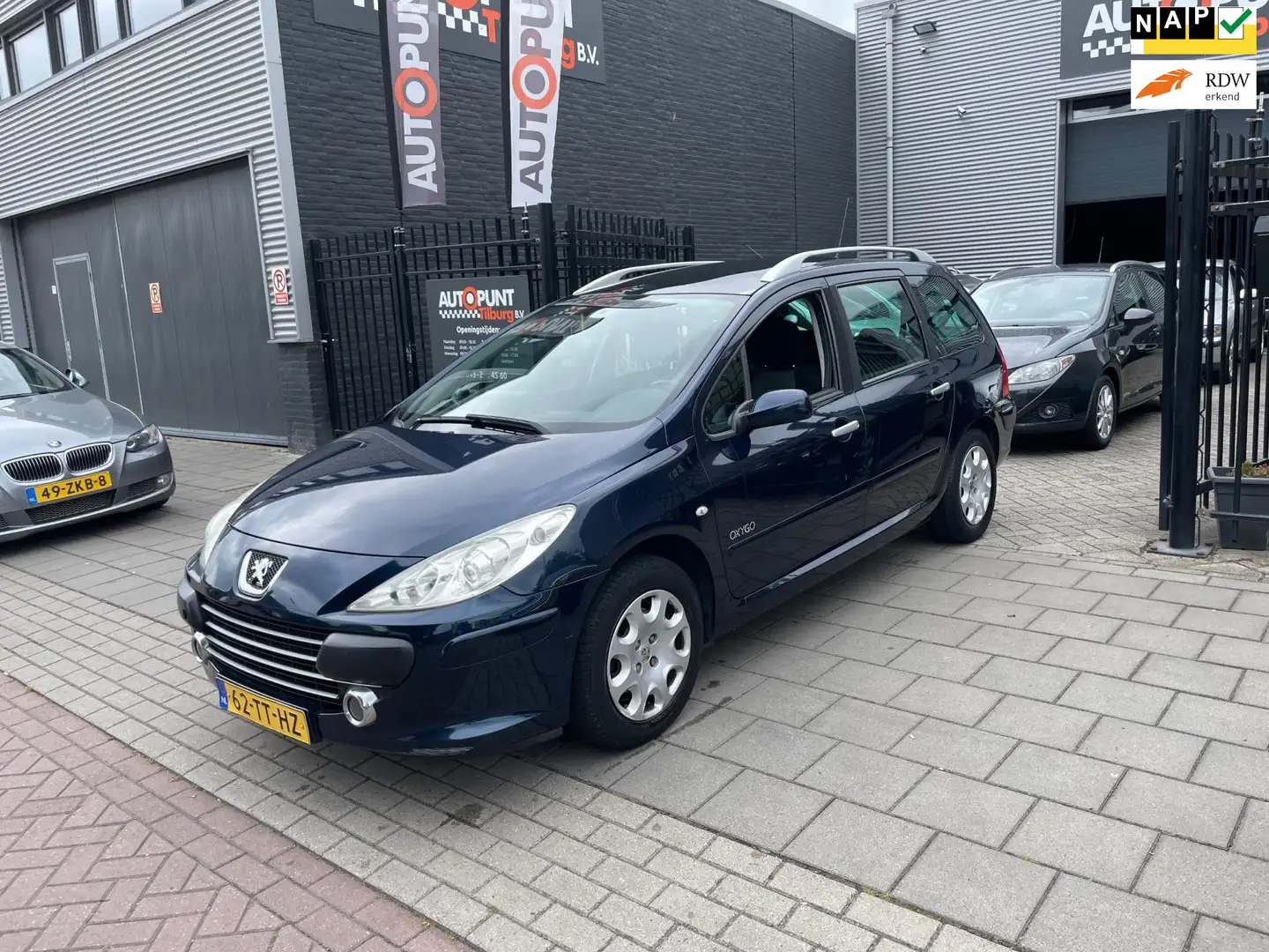 Peugeot 307 SW 1.6-16V Oxygo Trekhaak Pano Airco NAP APK Bleu - 1