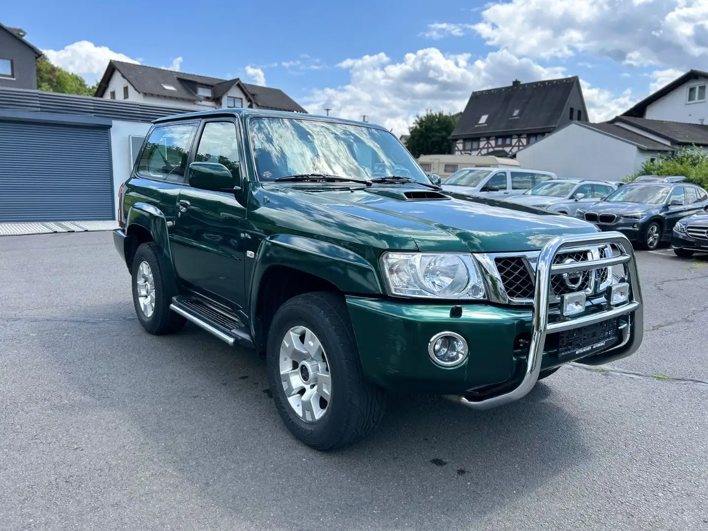 Nissan Patrol 1.HAND/AUTOMATIK/KLIMA/TÜV NEU/SCHECKHEFT Vert - 2