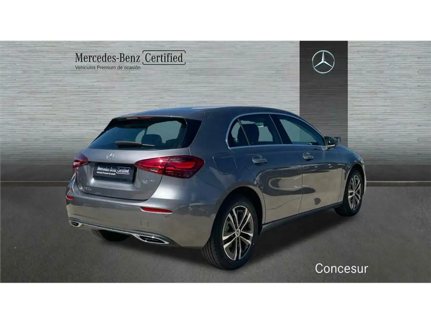Mercedes-Benz A 250 e con tecnologí híbrida EQ Plateado - 2