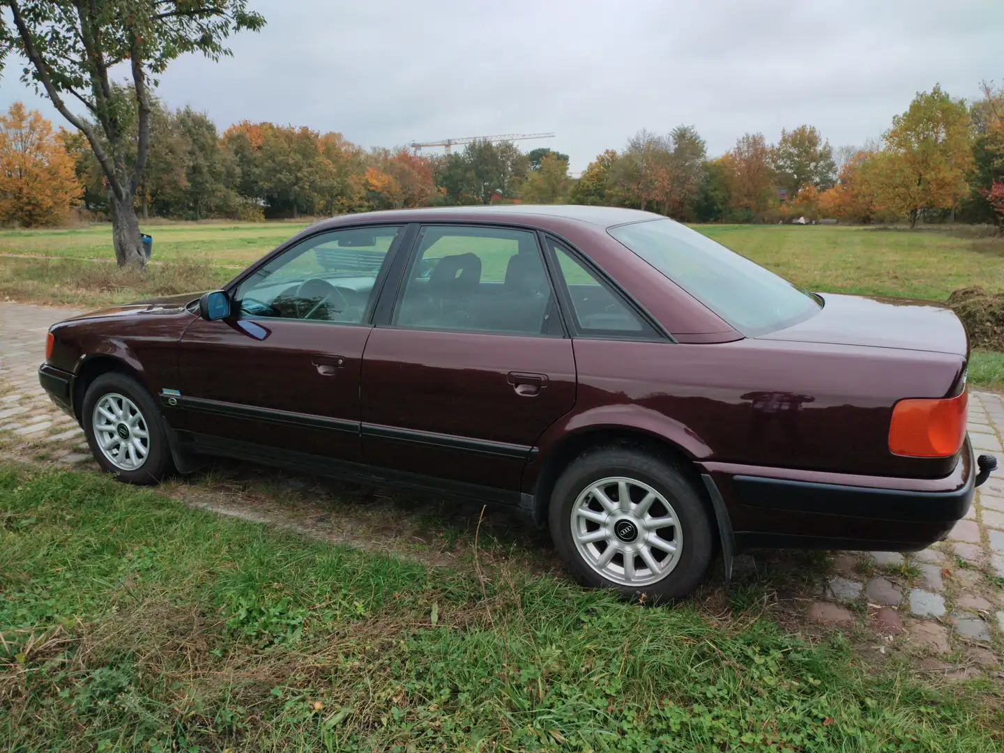 Audi 100 Audi 100 2.3 E - 2