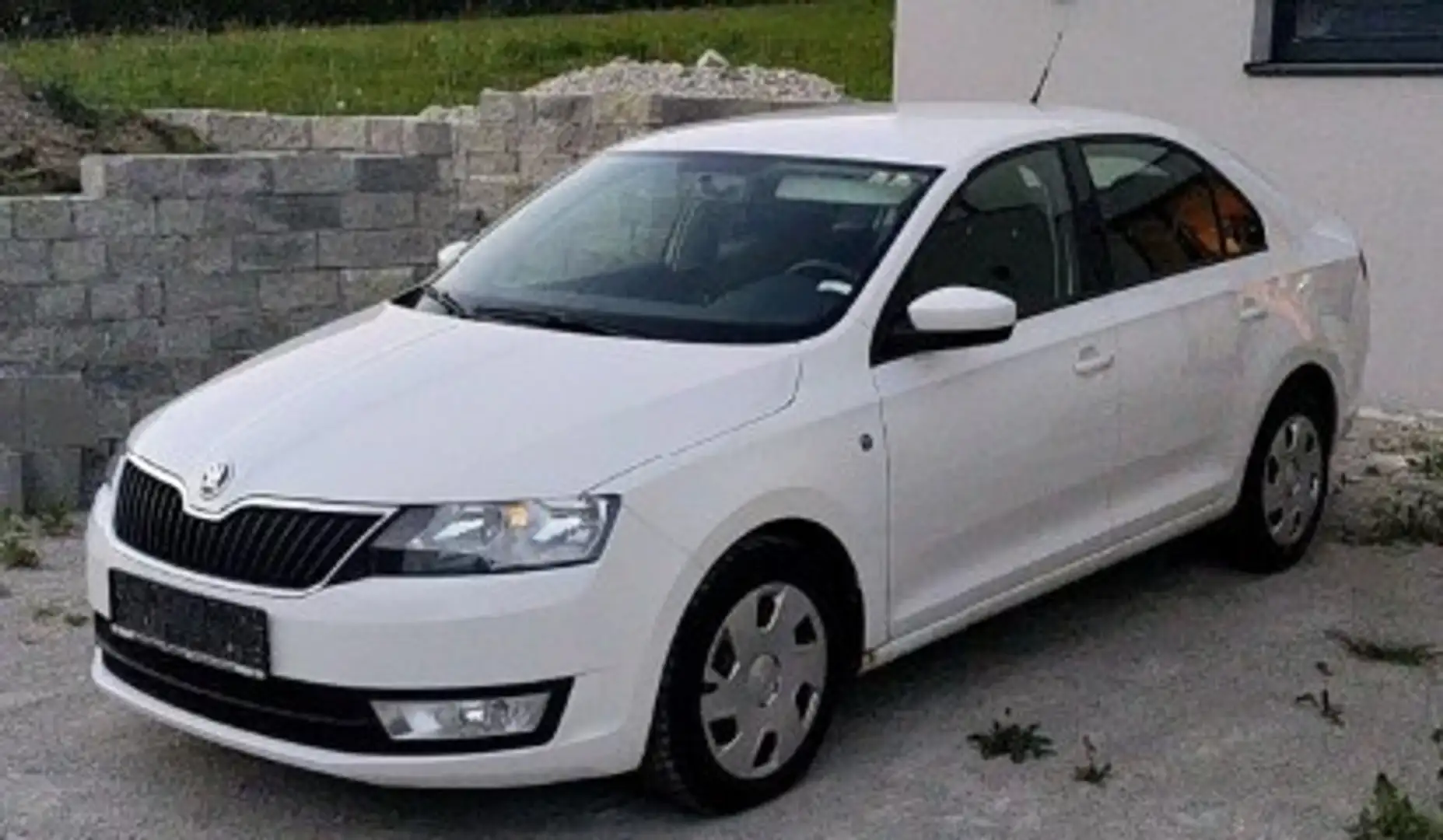 Skoda Rapid/Spaceback Ambition TDI DSG Weiß - 1