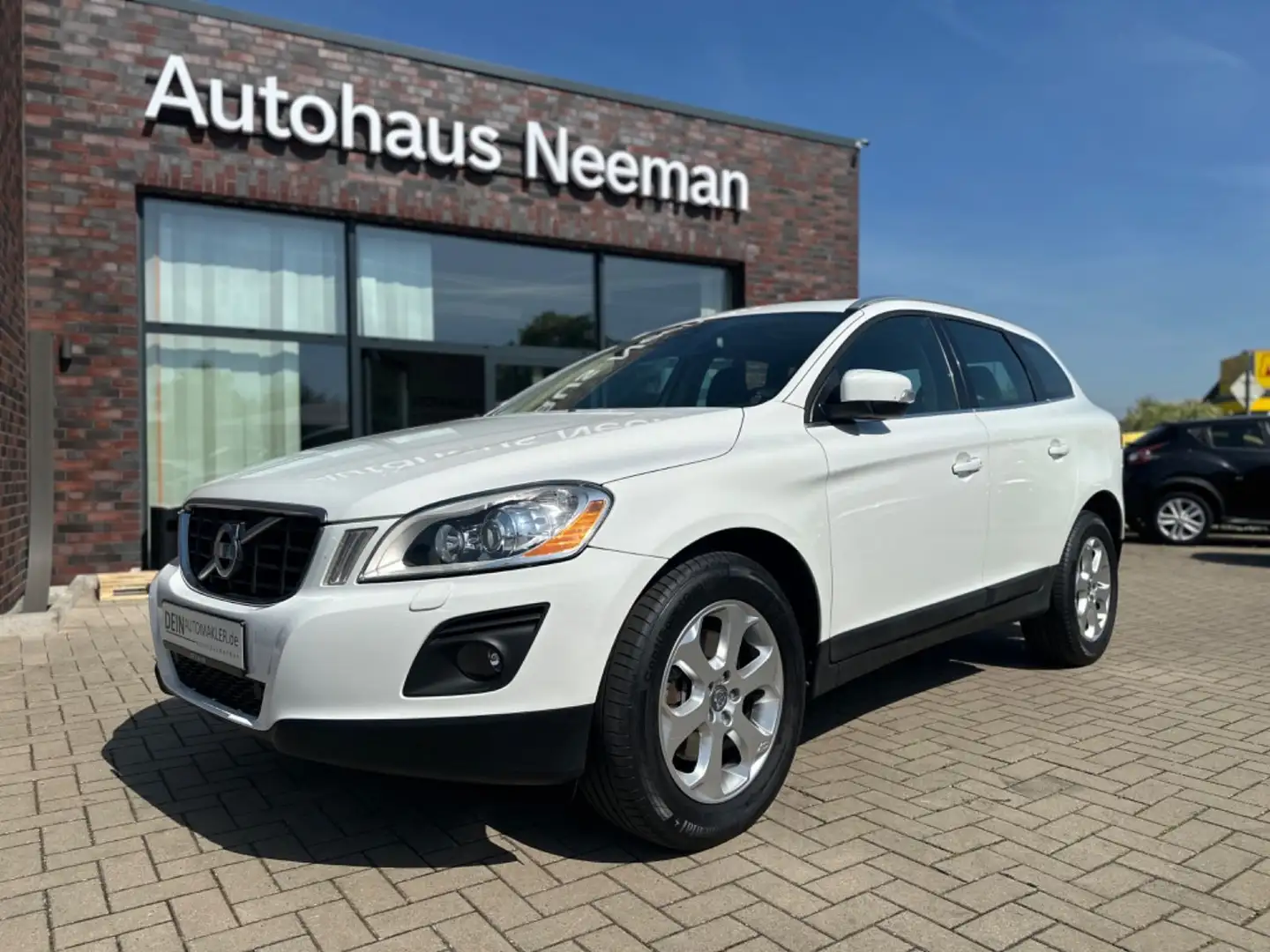 Volvo XC60 Summum AWD*PANO*XENON*PDC* Fehér - 1