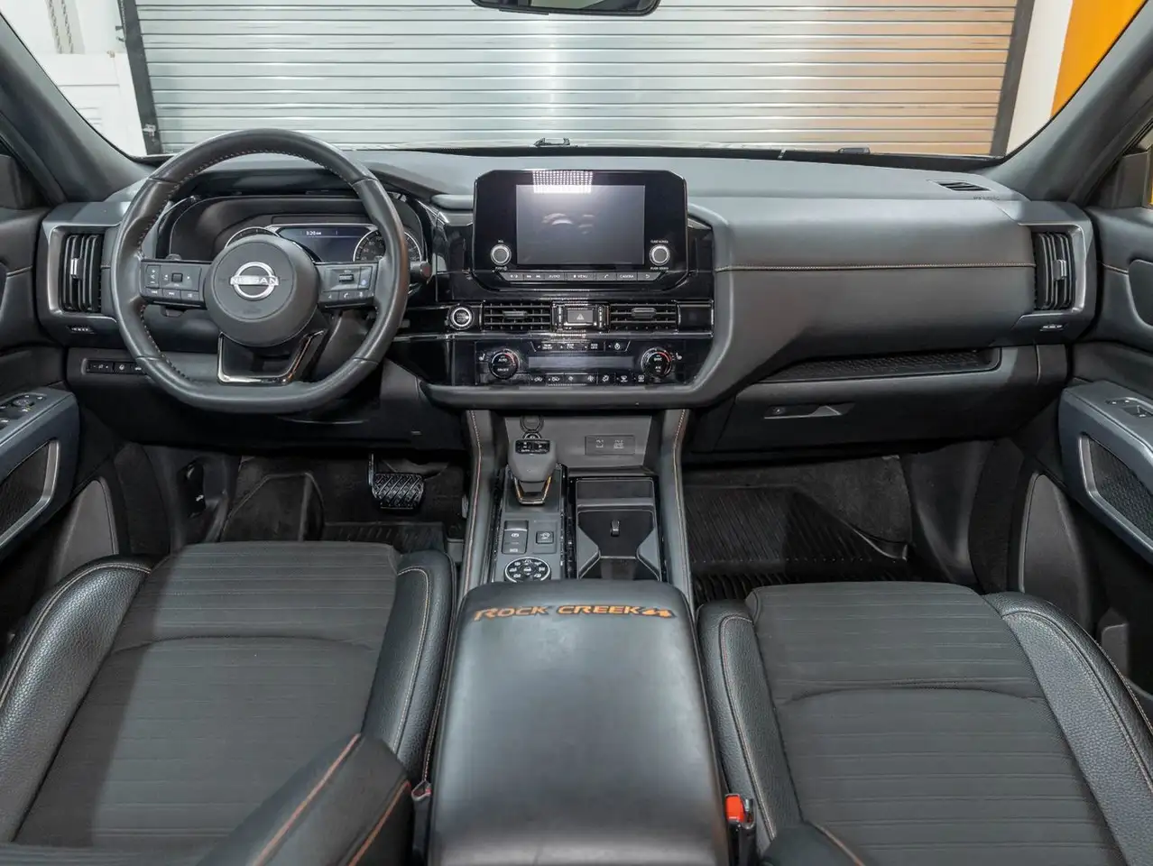 Nissan Pathfinder снимка Nissan Pathfinder
