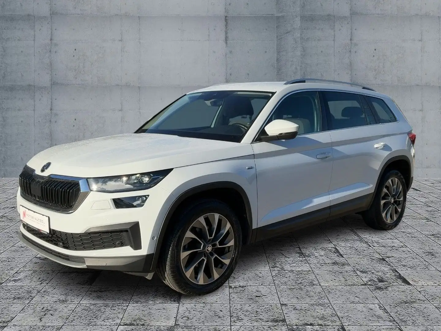 Skoda Kodiaq 1.5 TSI DSG CLEVER MATRIX+NAV+ACC+SHZ+RFK Weiß - 2