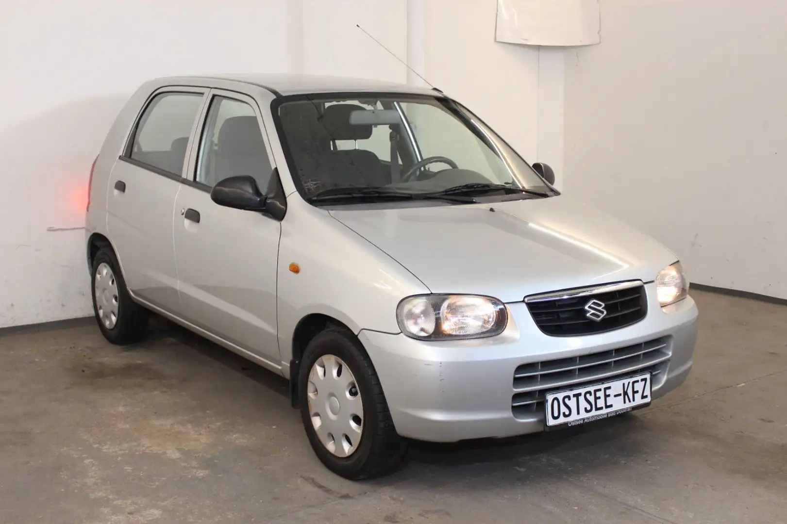 Suzuki Alto Club Automatik  TÜV 06/2024 Gris - 1