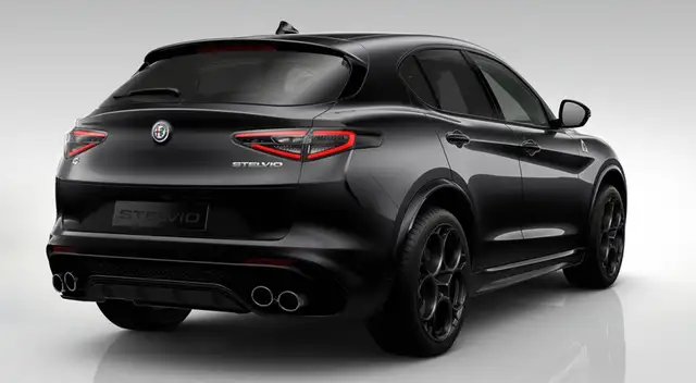 Alfa Romeo Stelvio view 5