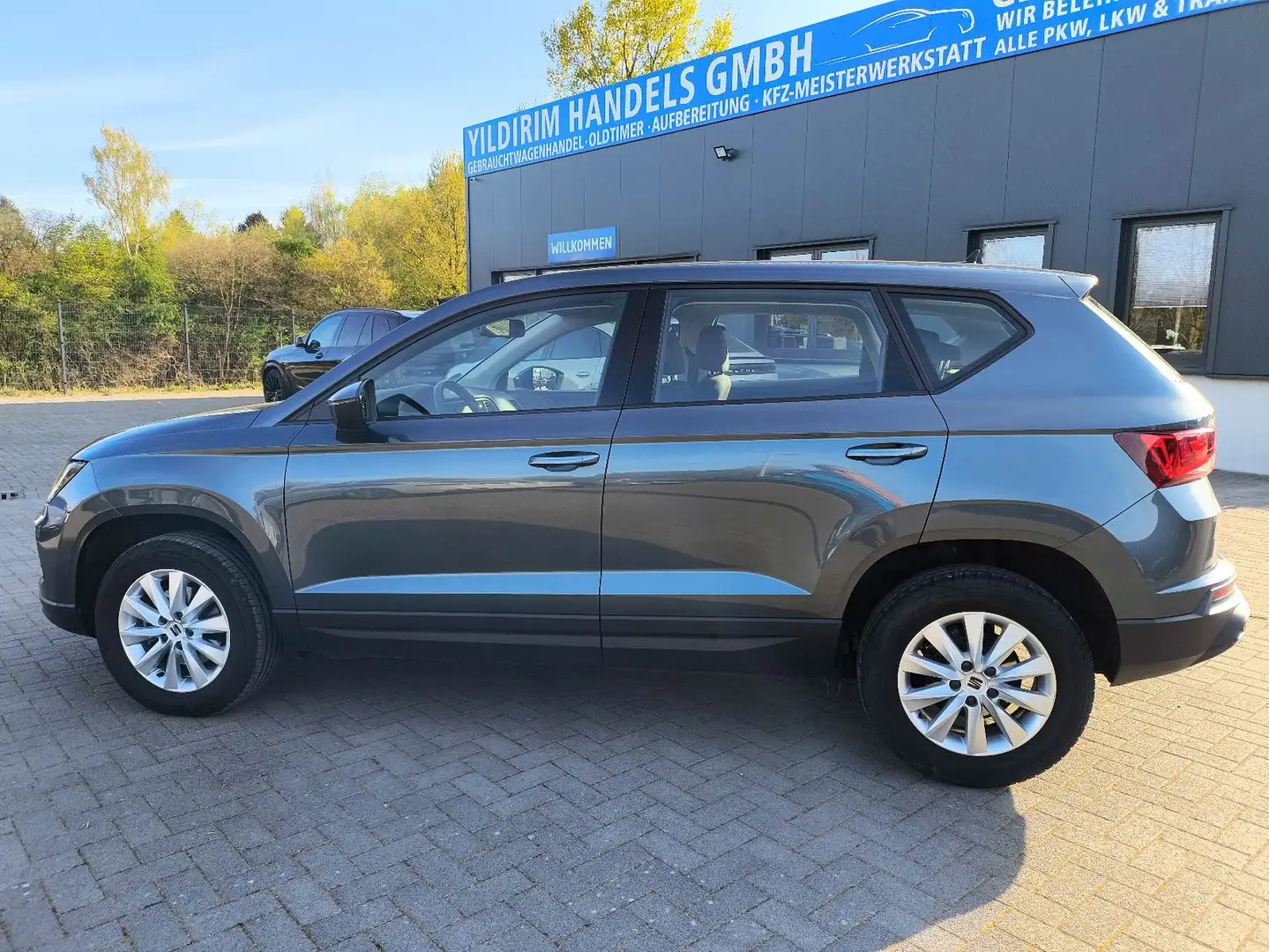 SEAT Ateca Reference,1HD,KLIMA,NAVI,SITZHEIZUNG Gris - 2
