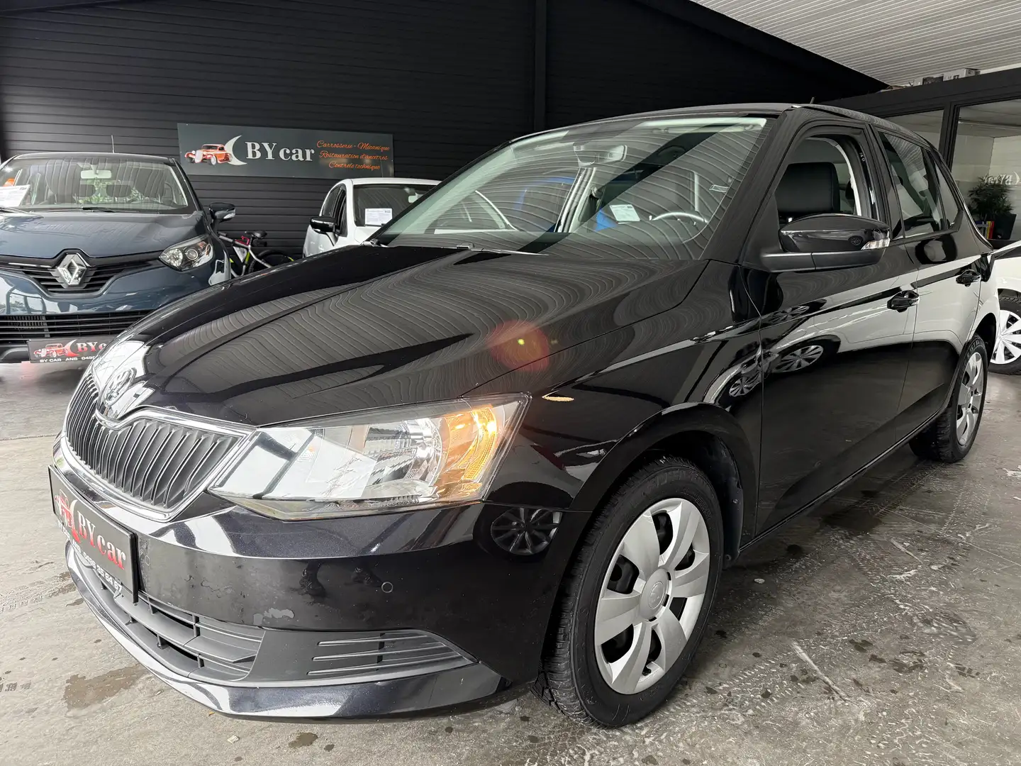 Skoda Fabia 1.2 TSI *GARANTIE 2ANS* 55.000 KM. 1 PROPRIETAIRE Noir - 1
