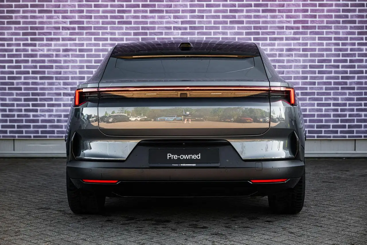 Polestar 4 2024