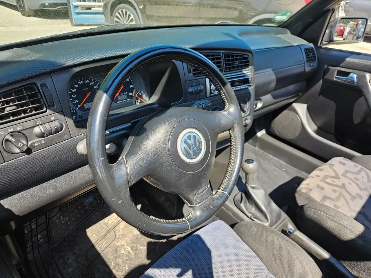 Volkswagen Golf IV 1.6 Cabriolet, foto 12
