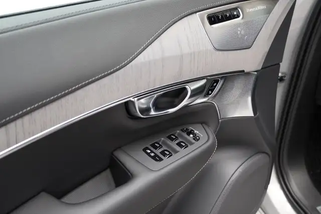 Volvo XC90 Ultra T8 Plug-in-Hybrid Bright AWD Ansicht 17