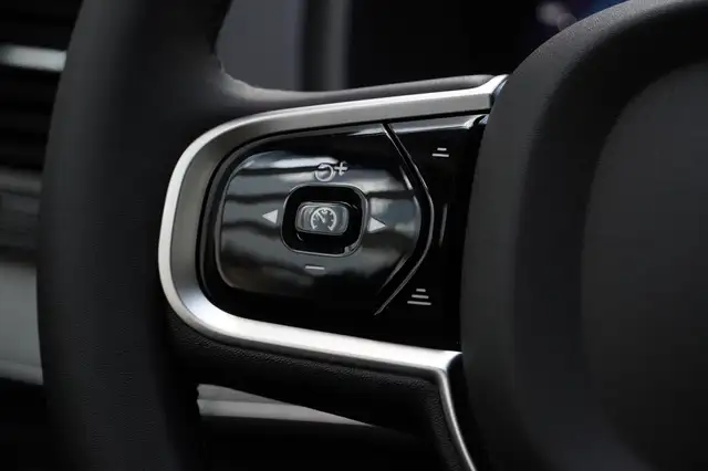 Volvo XC90 Ultra T8 Plug-in-Hybrid Bright AWD Ansicht 31