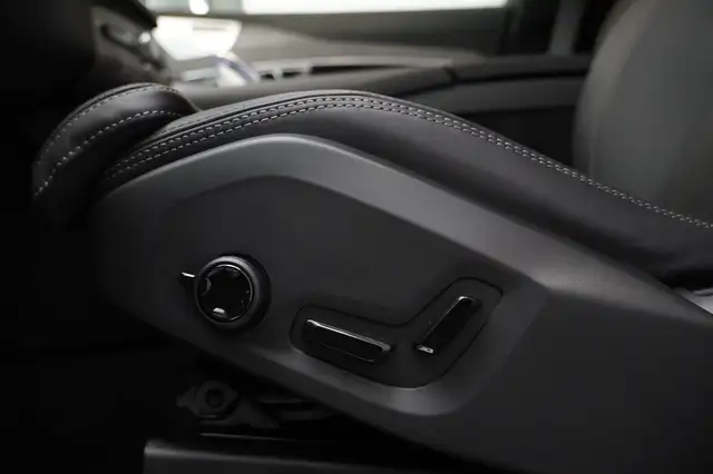 Volvo XC90 Ultra T8 Plug-in-Hybrid Bright AWD Ansicht 19