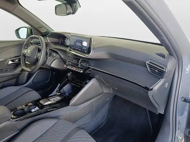 Peugeot 2008 view 10