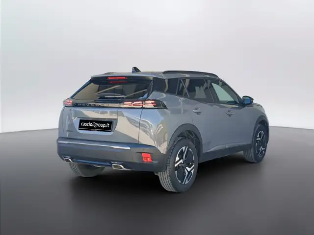 Peugeot 2008 view 4