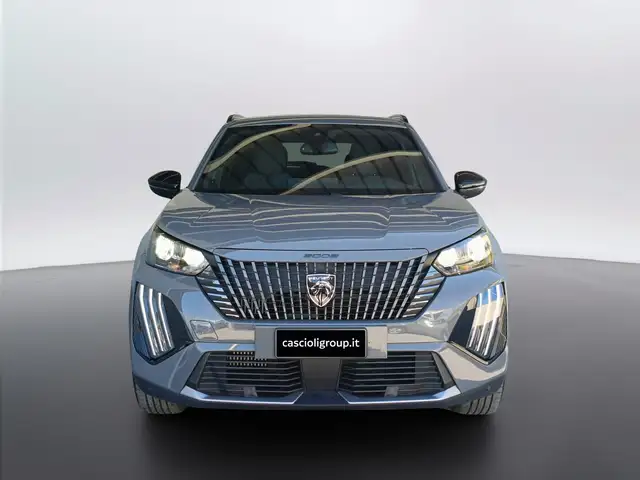 Peugeot 2008 view 2