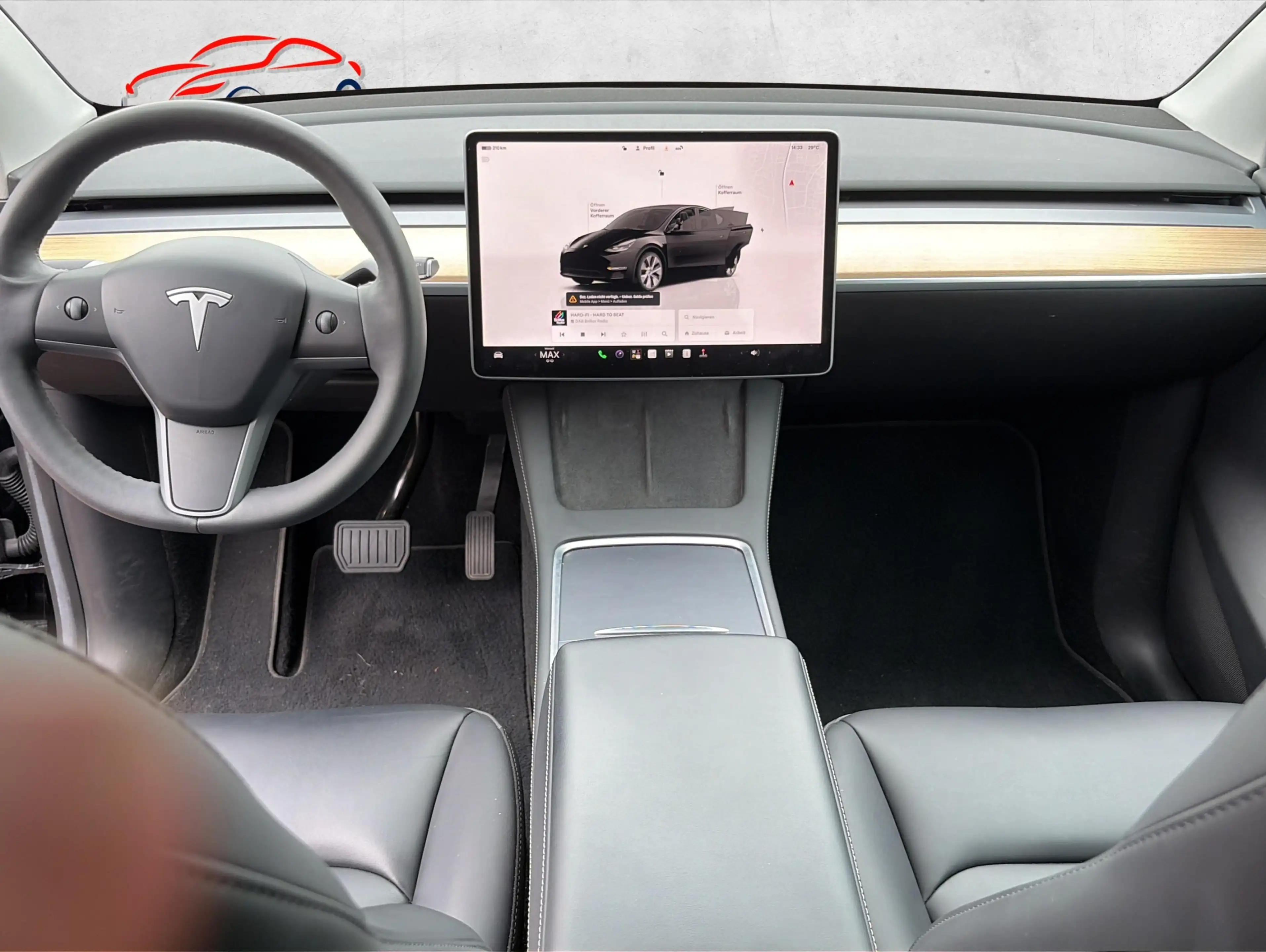 Tesla Model Y Standard Range * 1. Hand — photo 14