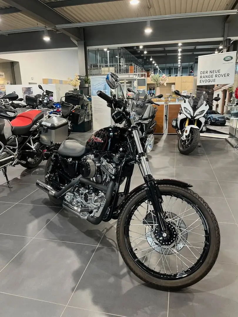 Harley-Davidson Sportster 1200 Fekete - 1