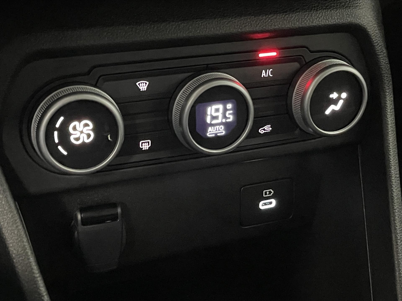 Dacia Sandero Stepway Expression 90pk Navi+Carplay | Climat | Ca — photo 42