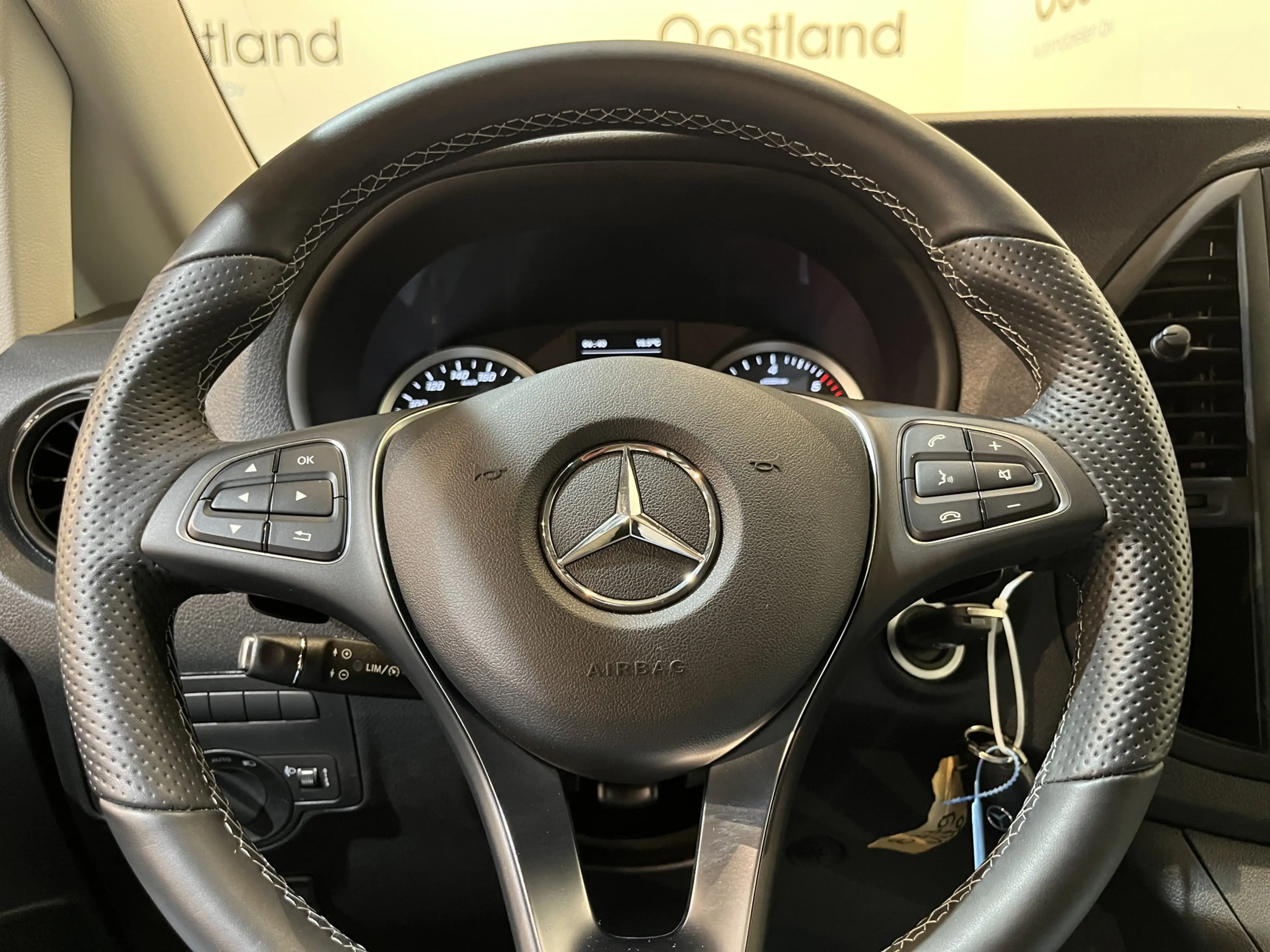 Mercedes-Benz Vito 116 CDI Lang RWD Automaat / Euro 6 / Airco / CarPl — photo 11