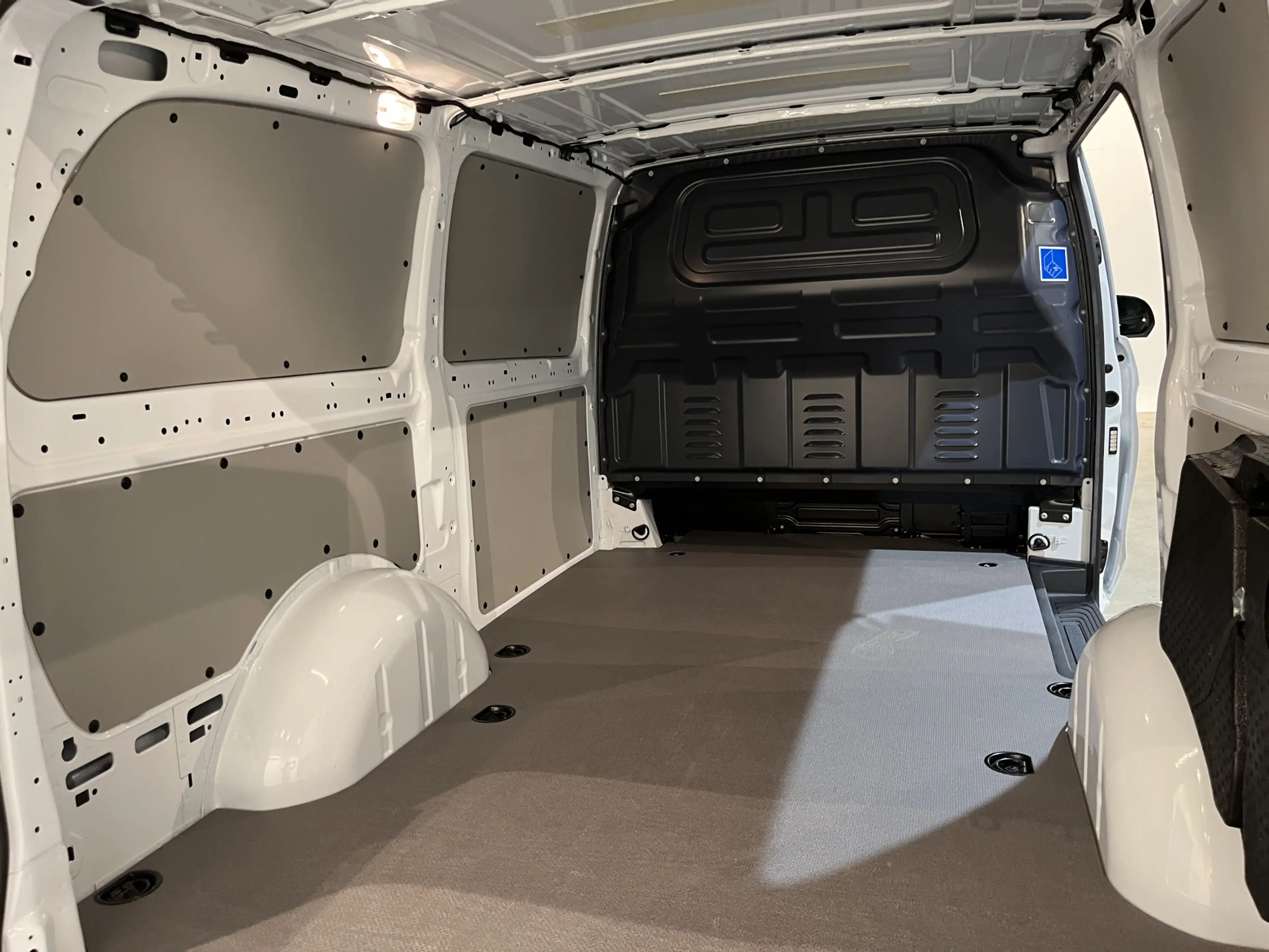 Mercedes-Benz Vito 116 CDI Lang RWD Automaat / Euro 6 / Airco / CarPl — photo 14
