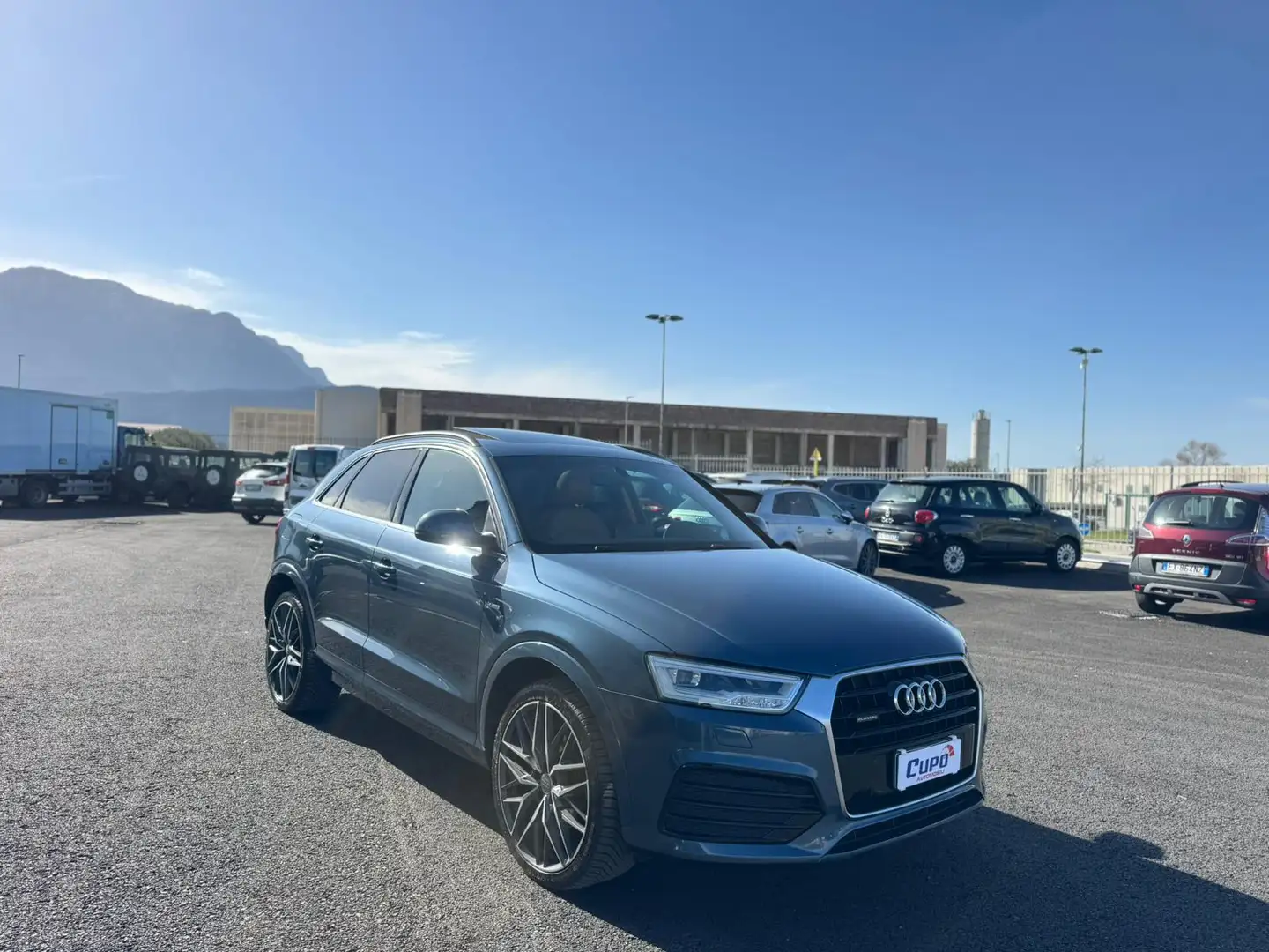 Audi Q3 Q3 2.0 tdi quattro 184cv S-Line INTROVABILE FULL Bleu - 1