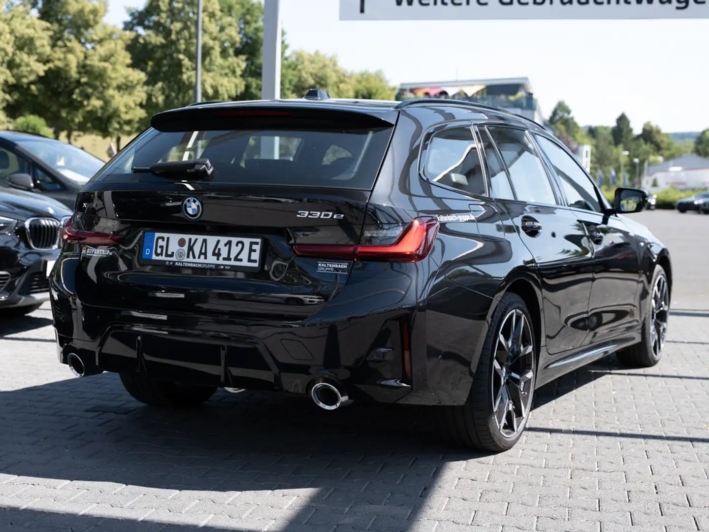 BMW 330 e Touring xDrive M-Sport FACEL. 360° LED Schwarz - 2
