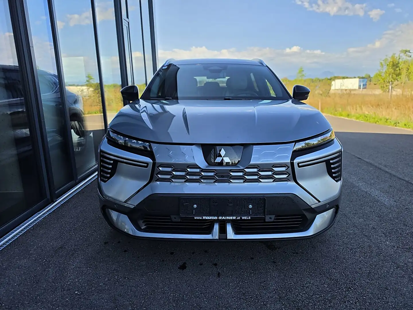 Mitsubishi Eclipse Cross 87kWh BEV Intense+ Grau - 2