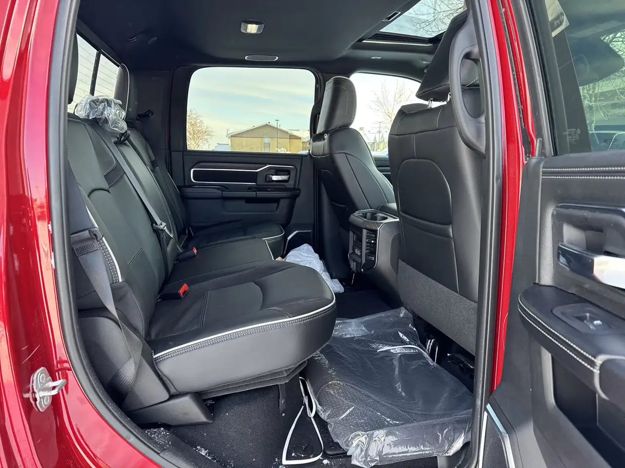 RAM 2500 снимка RAM 2500
