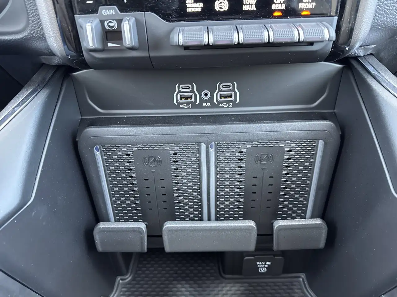 RAM 2500 снимка RAM 2500