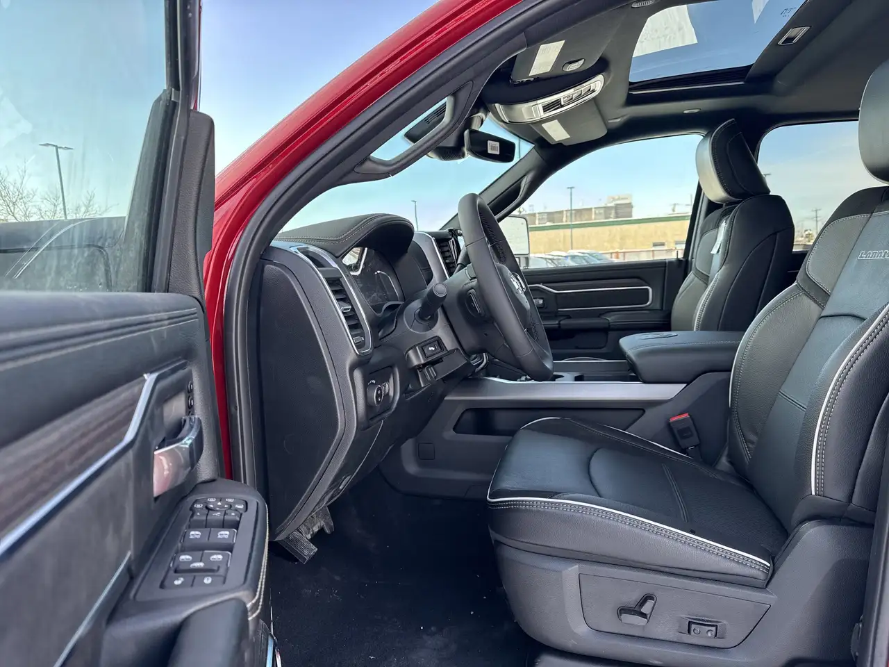 RAM 2500 снимка RAM 2500