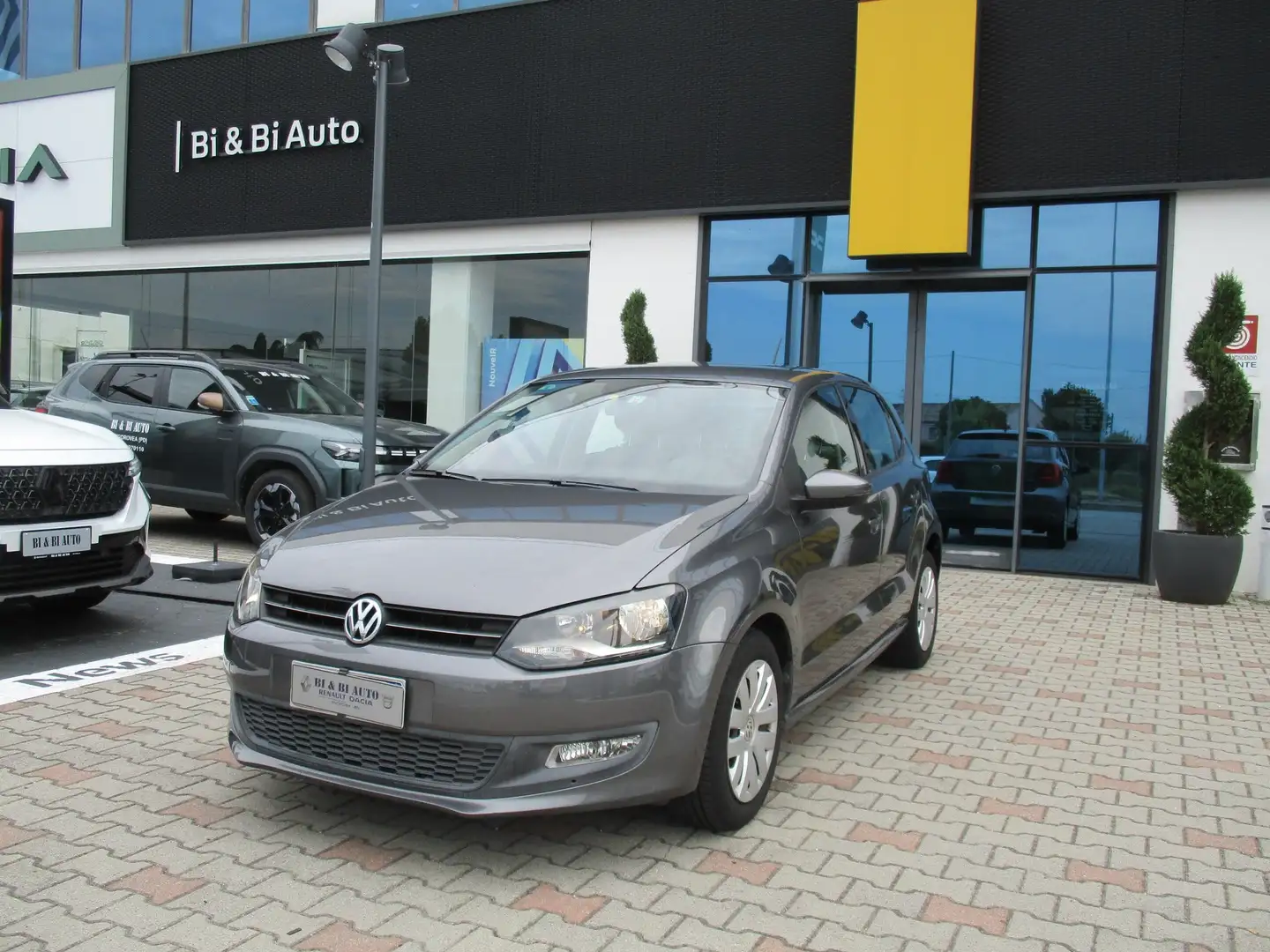 Volkswagen Polo Polo V 2009 5p 1.6 tdi Comfortline 90cv Grigio - 1