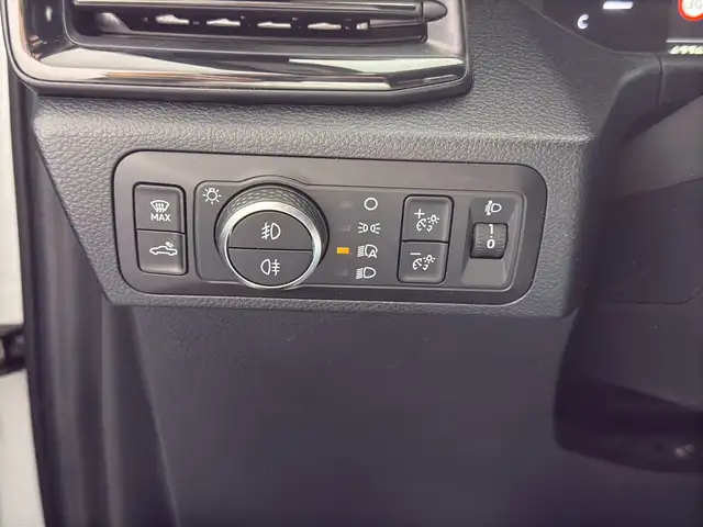 Volkswagen Amarok view 13