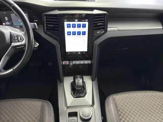 Volkswagen Amarok view 10