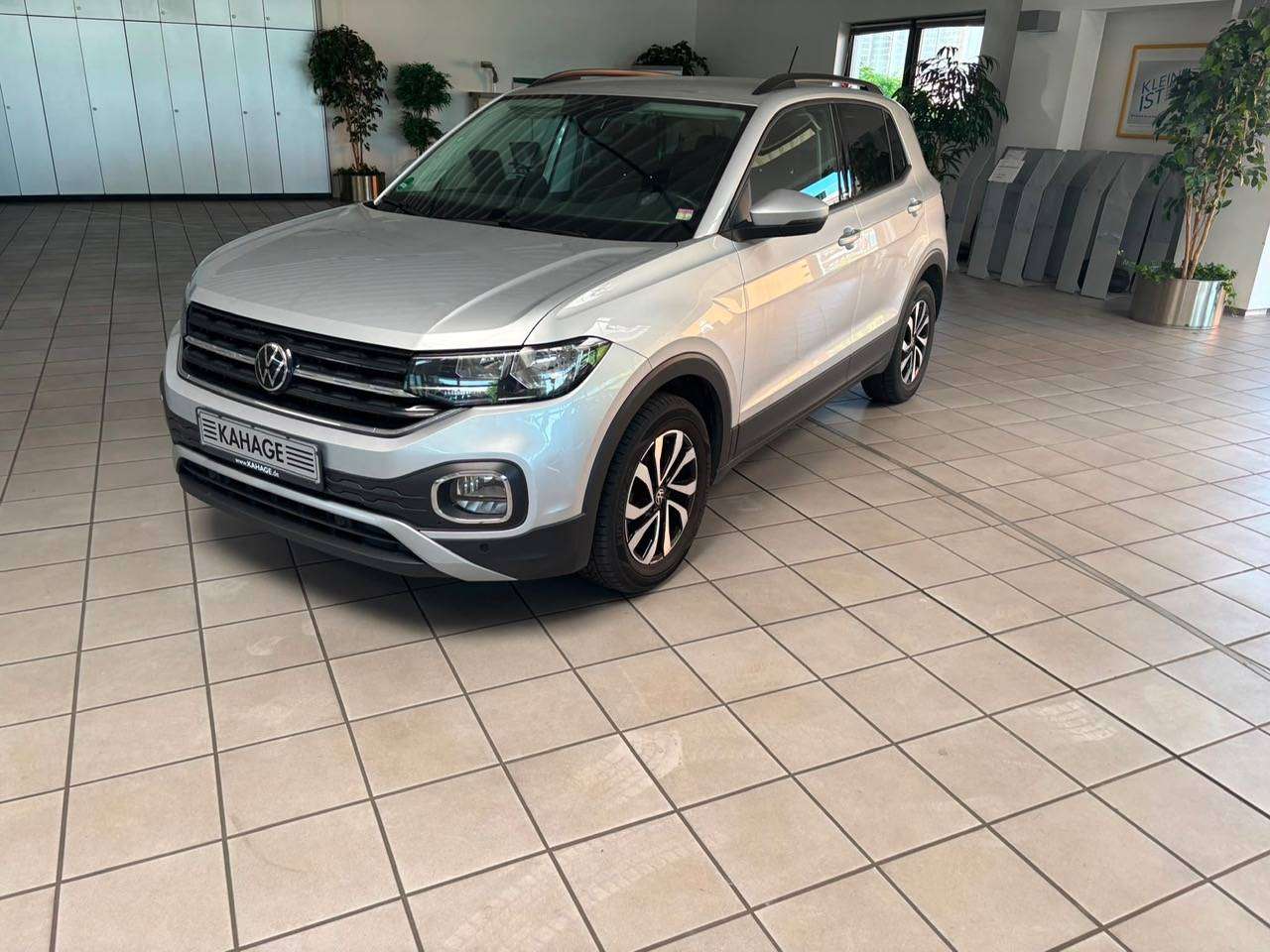 Volkswagen T-Cross 2021 — Active