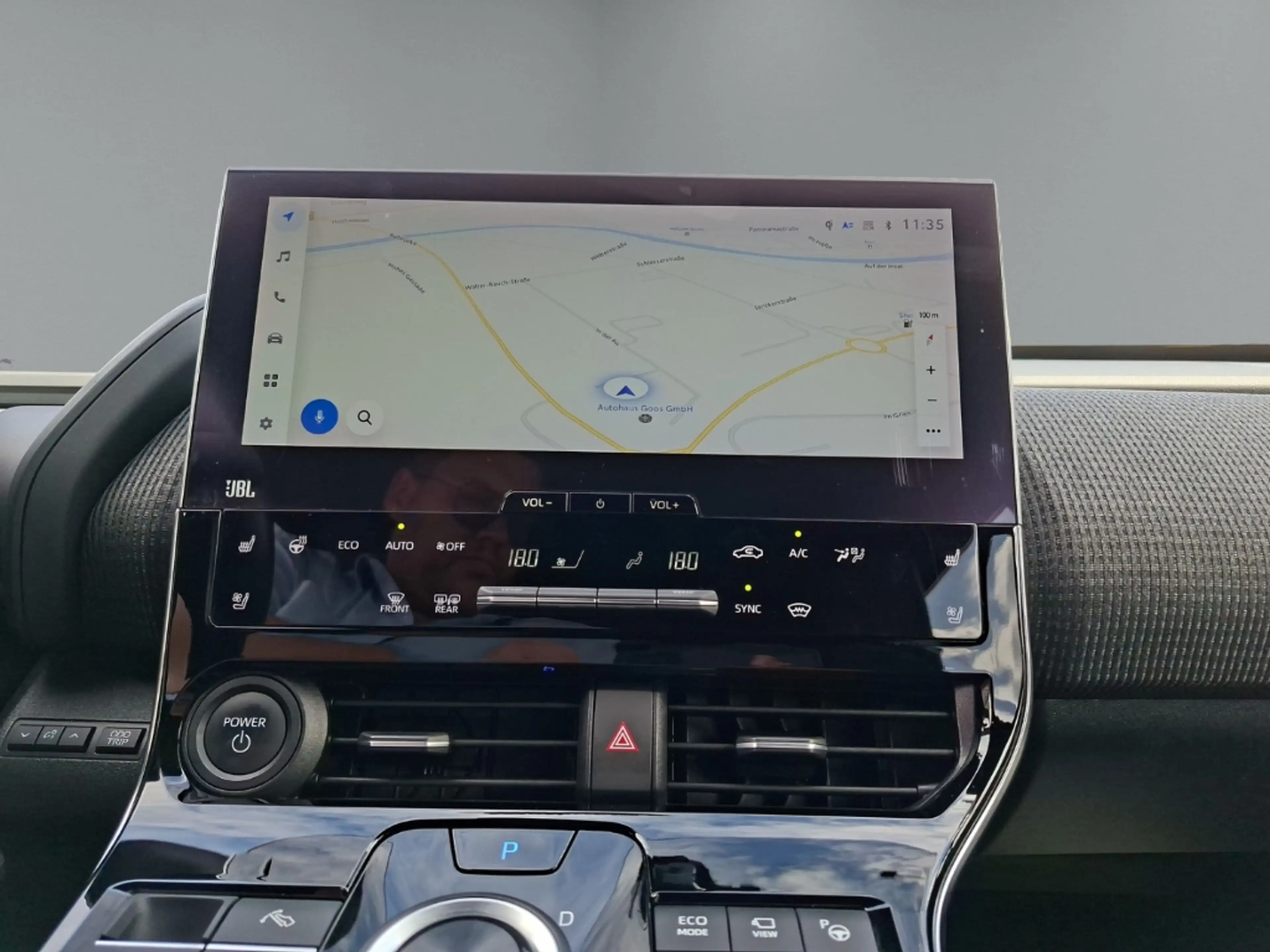 Toyota bZ4X AWD Panorama Navi Memory Sitze Soundsystem JBL 360 — photo 15
