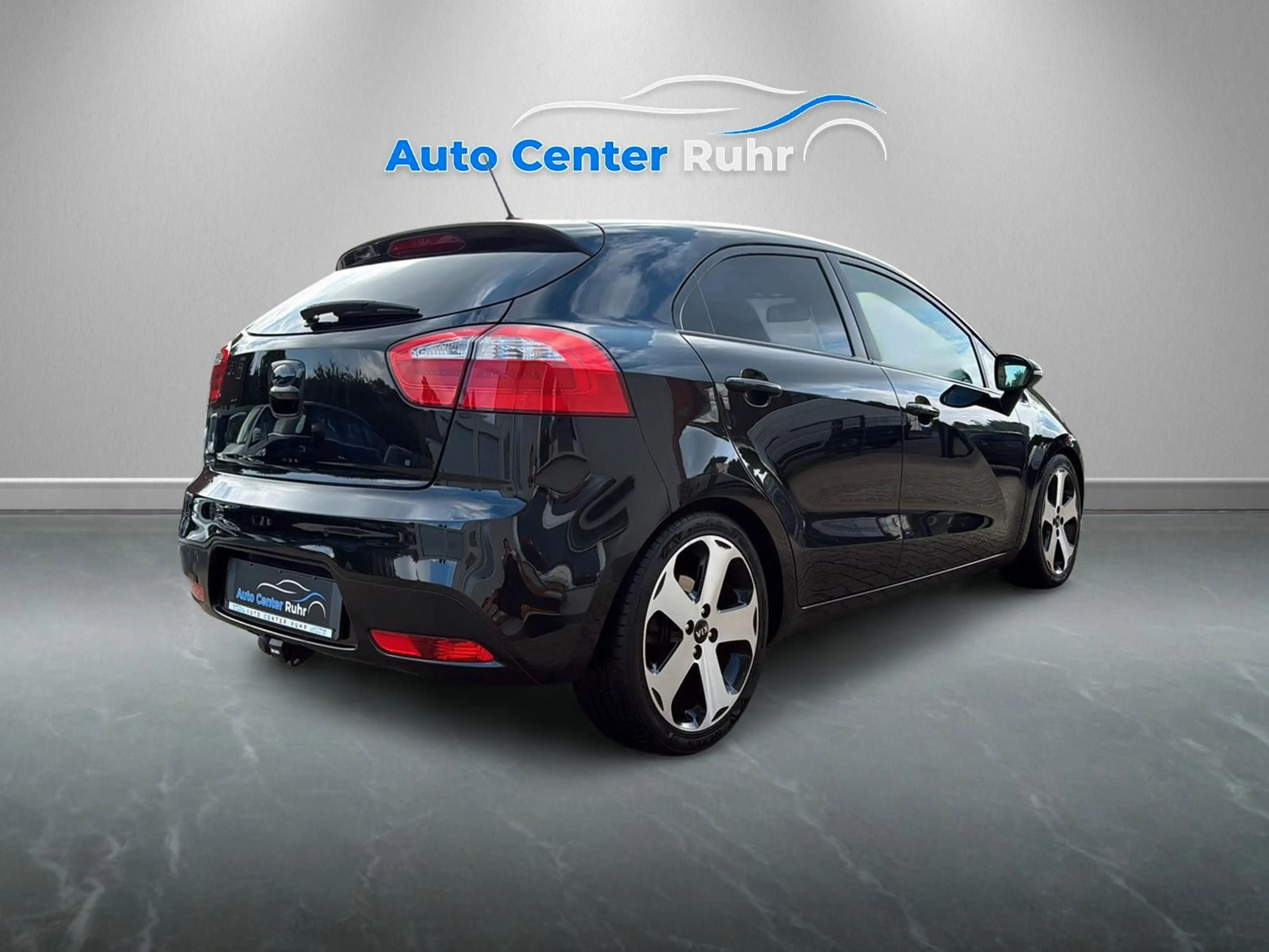 Kia Rio Platinum Edition *Leder*Schiebedach*Navi*PDC — photo 7