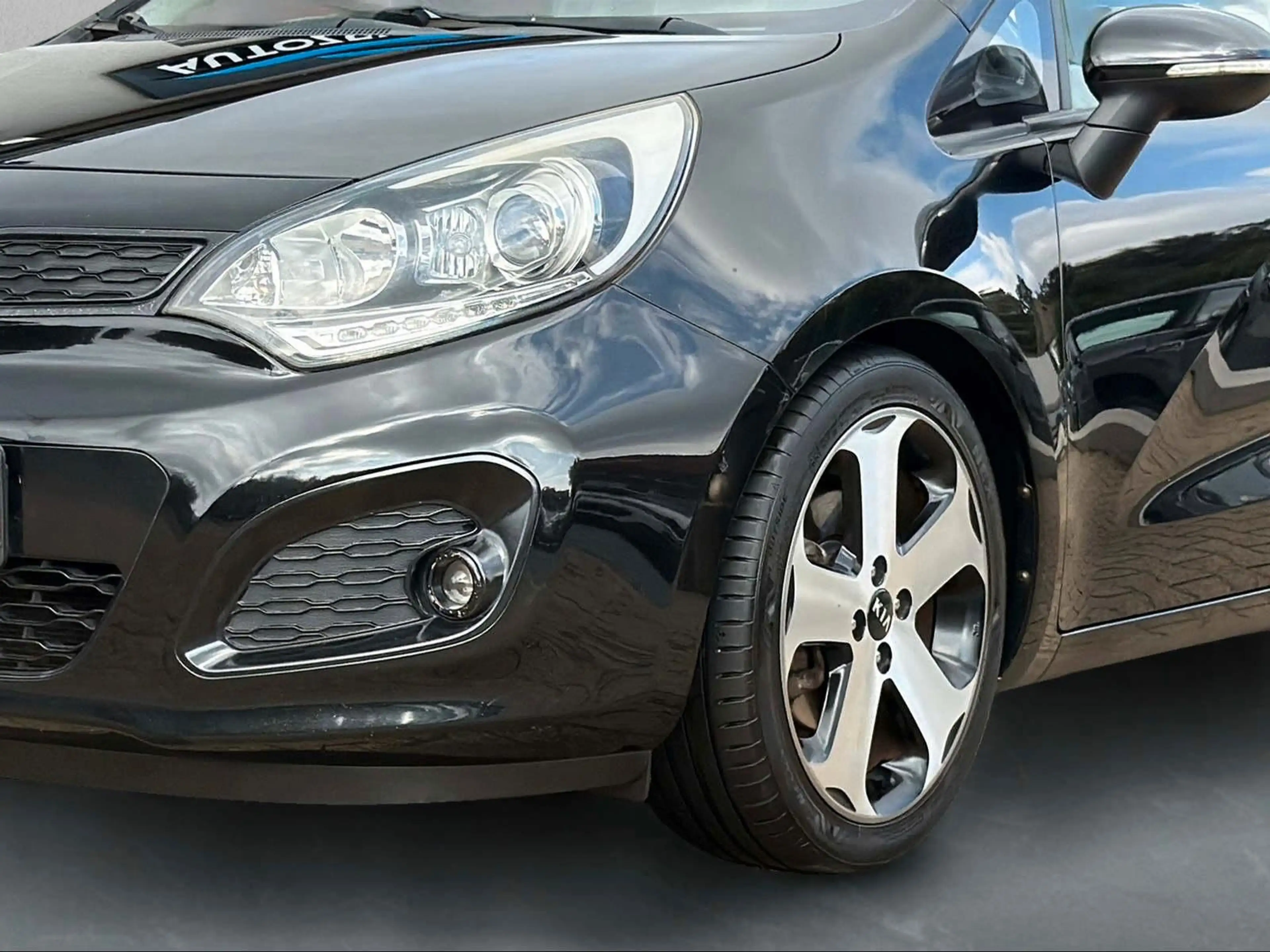 Kia Rio Platinum Edition *Leder*Schiebedach*Navi*PDC — photo 2