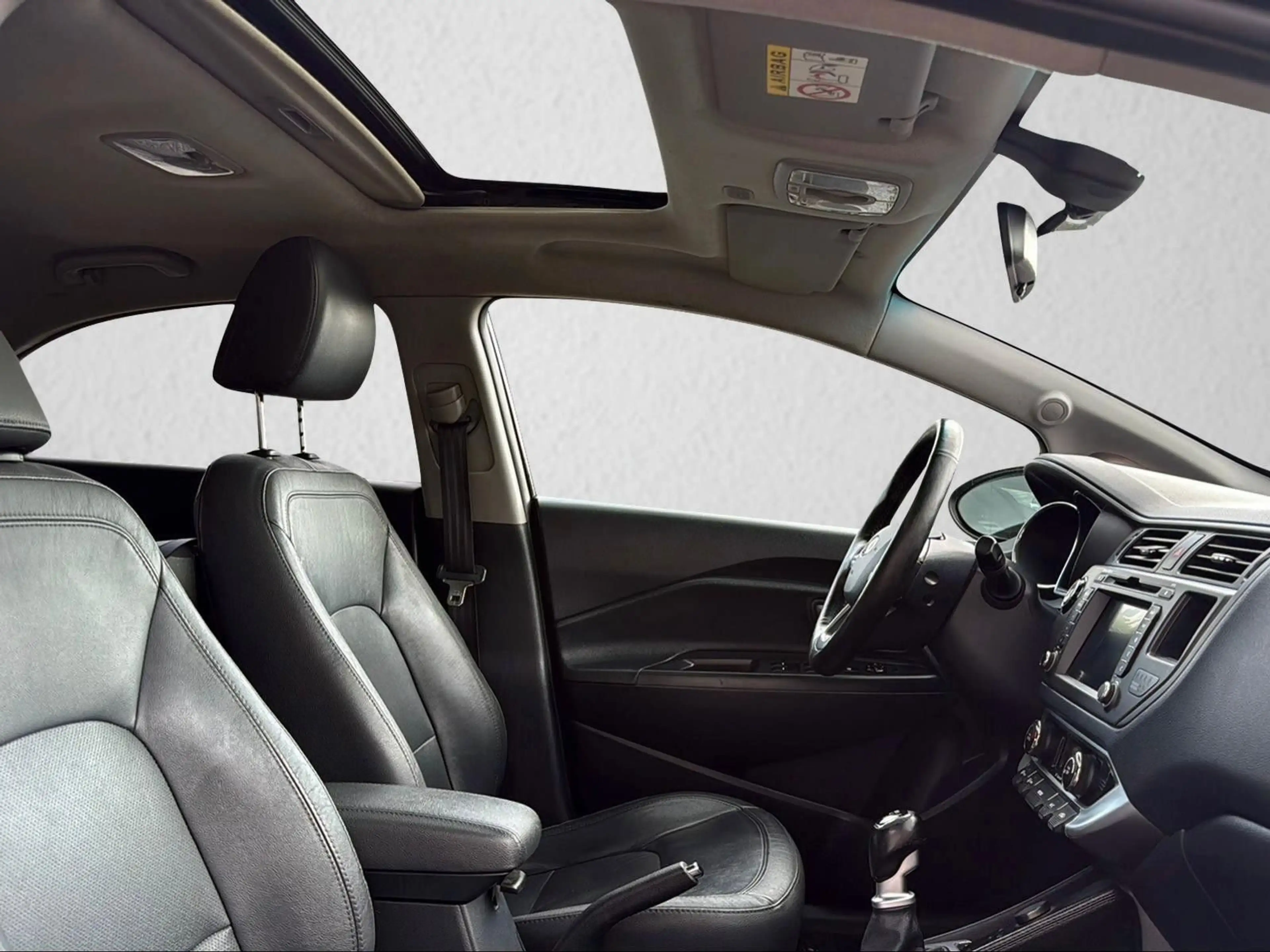 Kia Rio Platinum Edition *Leder*Schiebedach*Navi*PDC — photo 8