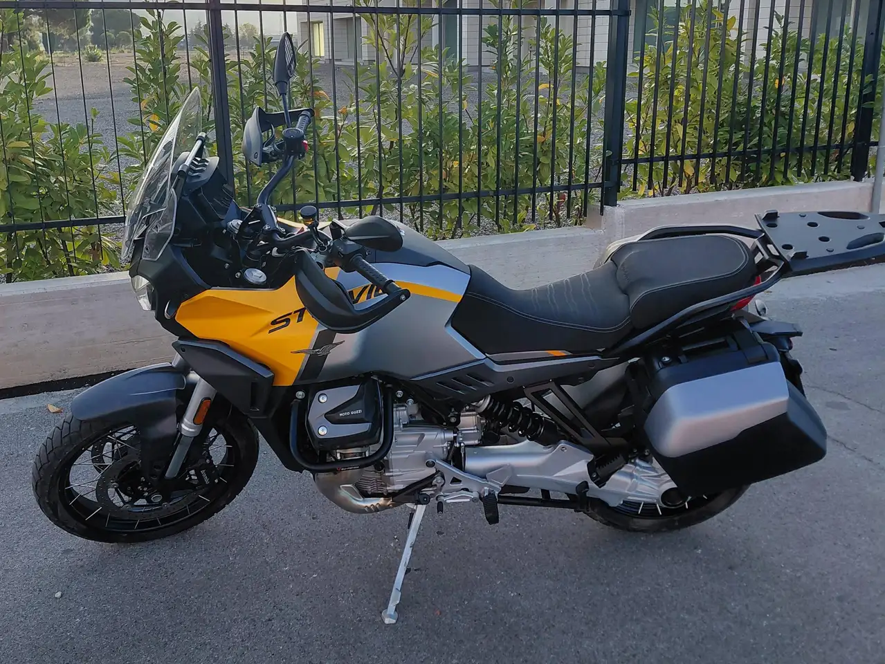 Moto Guzzi Stelvio