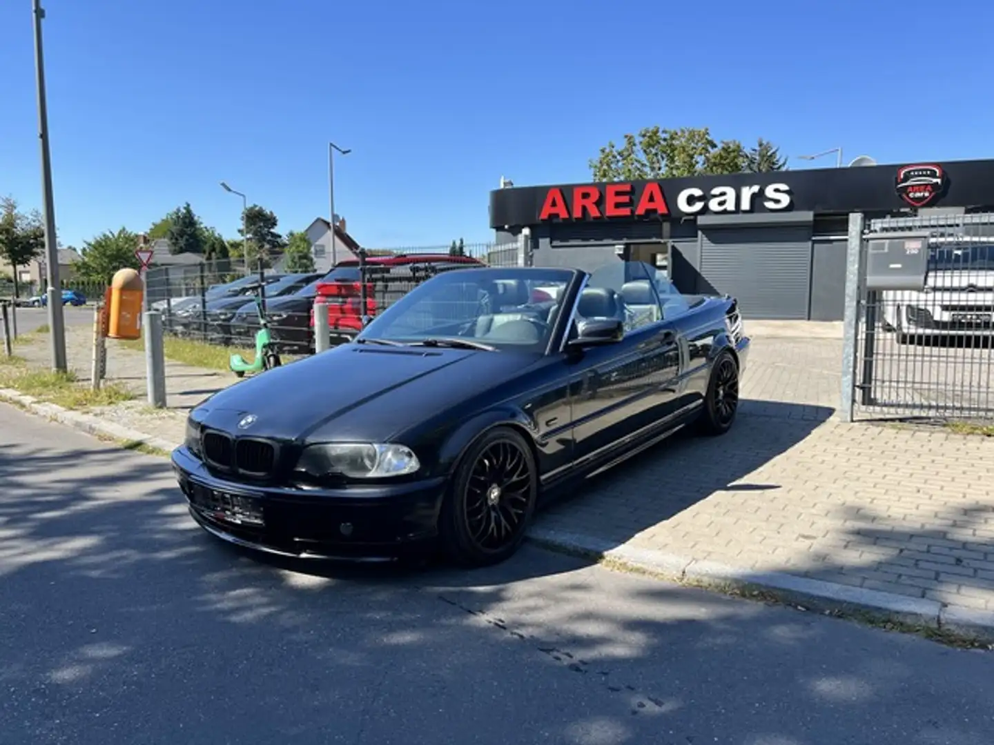 BMW 323 Ci Cabrio*E46*XENON*SP-SITZE*SP-FAHRWERK Negro - 2