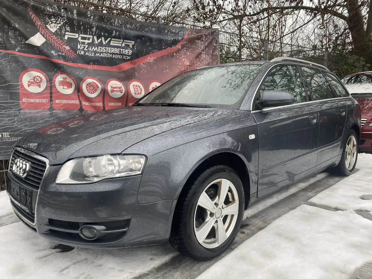 Audi A4 Avant 2.0 TDI quattro Klima/PDC/Navi Plus/TÜV26 Grau - 1