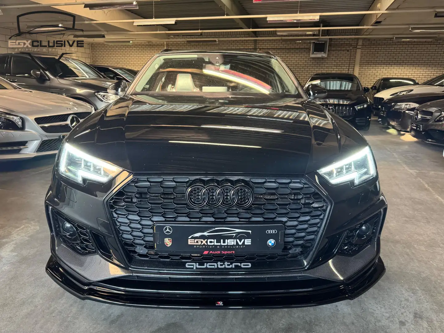 Audi RS4 2.9 TFSI Quattro Pano/B&O/Carbon/HUD/Massage/Camer Schwarz - 2