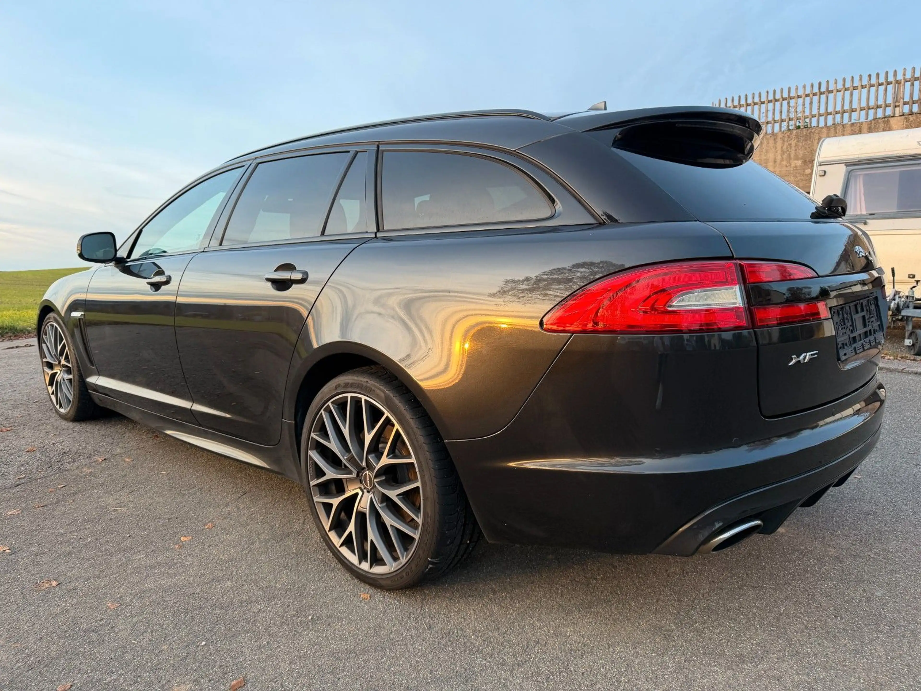 Jaguar XF S, KEYLESS/AHK/NAVI/LEDER/XENON — photo 7