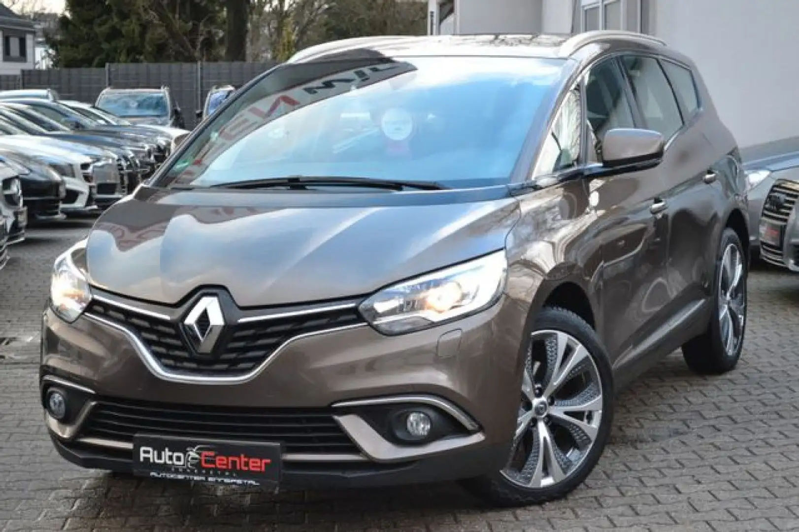 Renault Grand Scenic Intense 1.2 TCe Hybrid *2.Hand* Brown - 1
