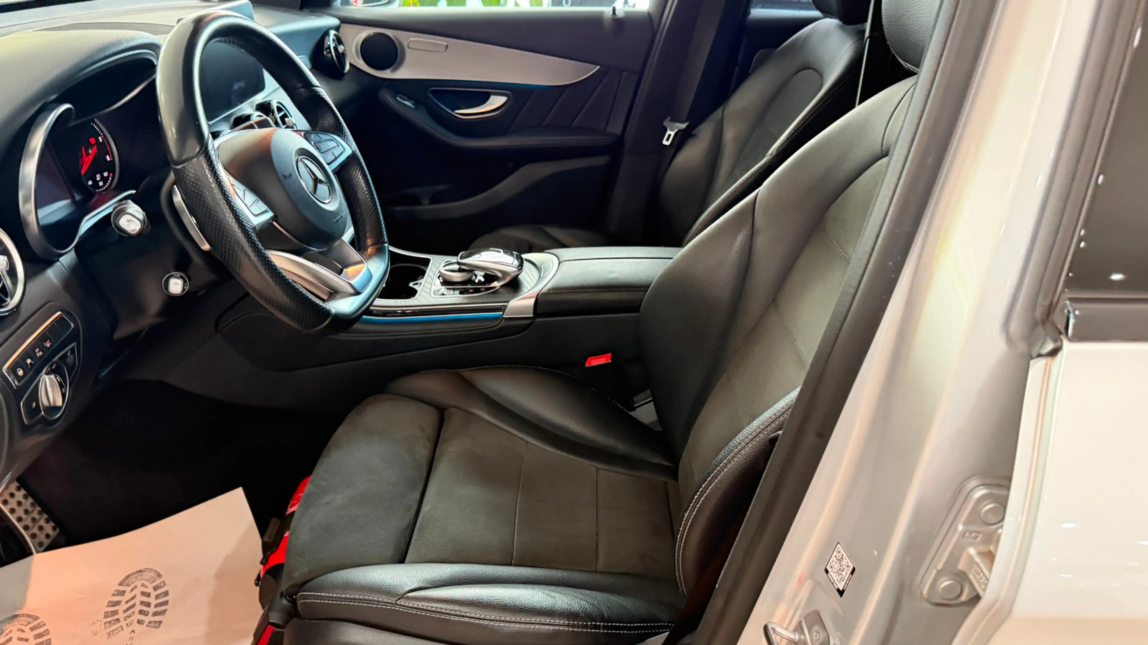 Mercedes-Benz GLC 250 d 4Matic Head Up, AHK — photo 12
