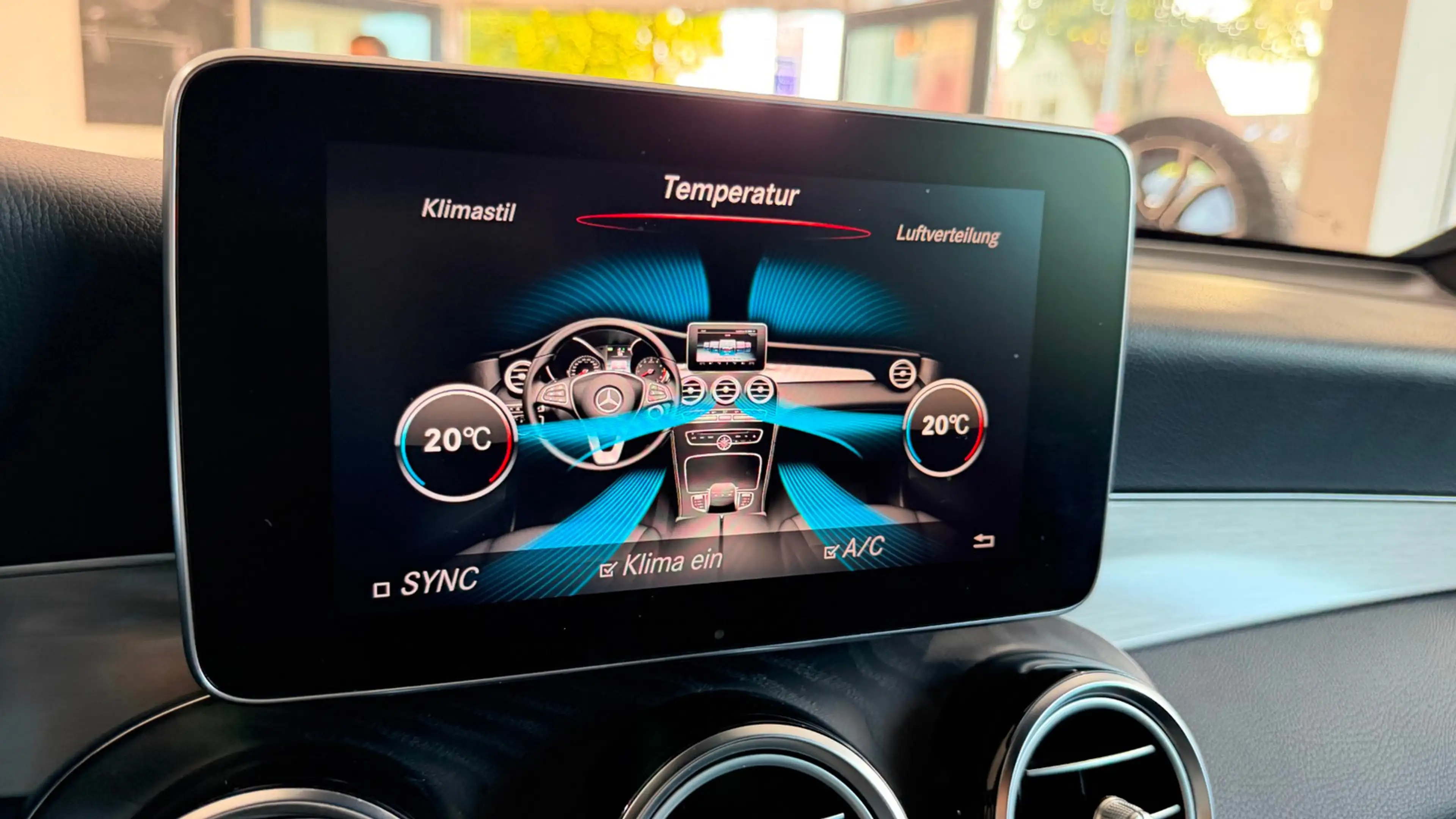 Mercedes-Benz GLC 250 d 4Matic Head Up, AHK — photo 23