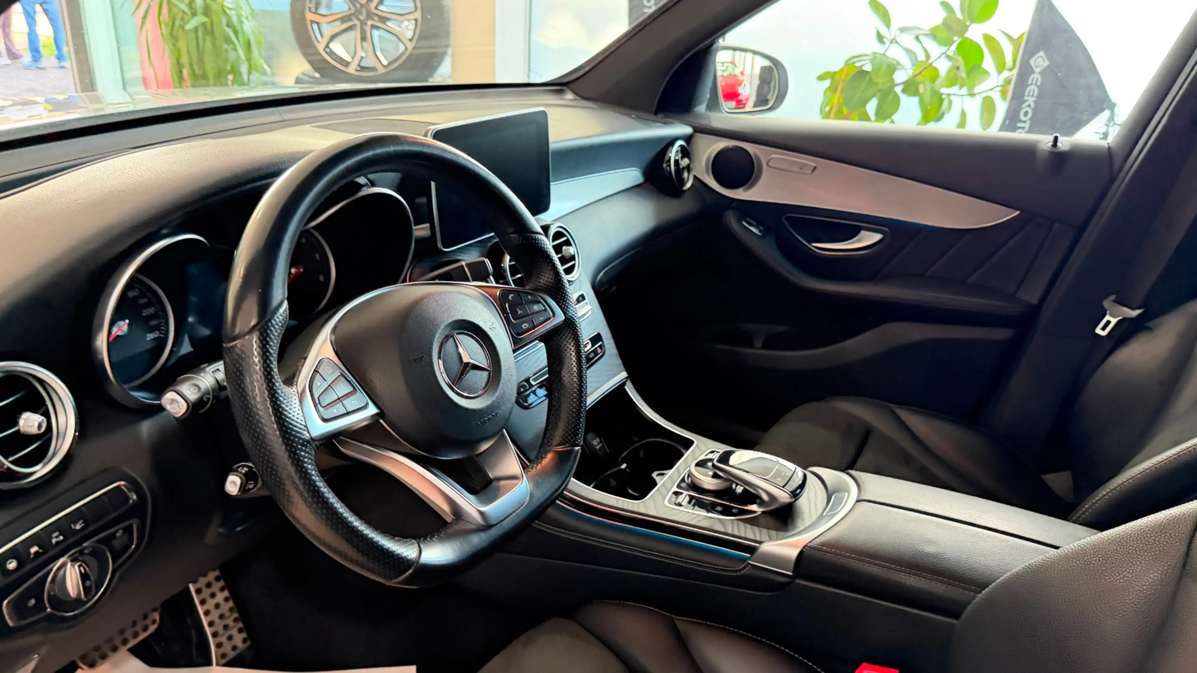 Mercedes-Benz GLC 250 d 4Matic Head Up, AHK — photo 11